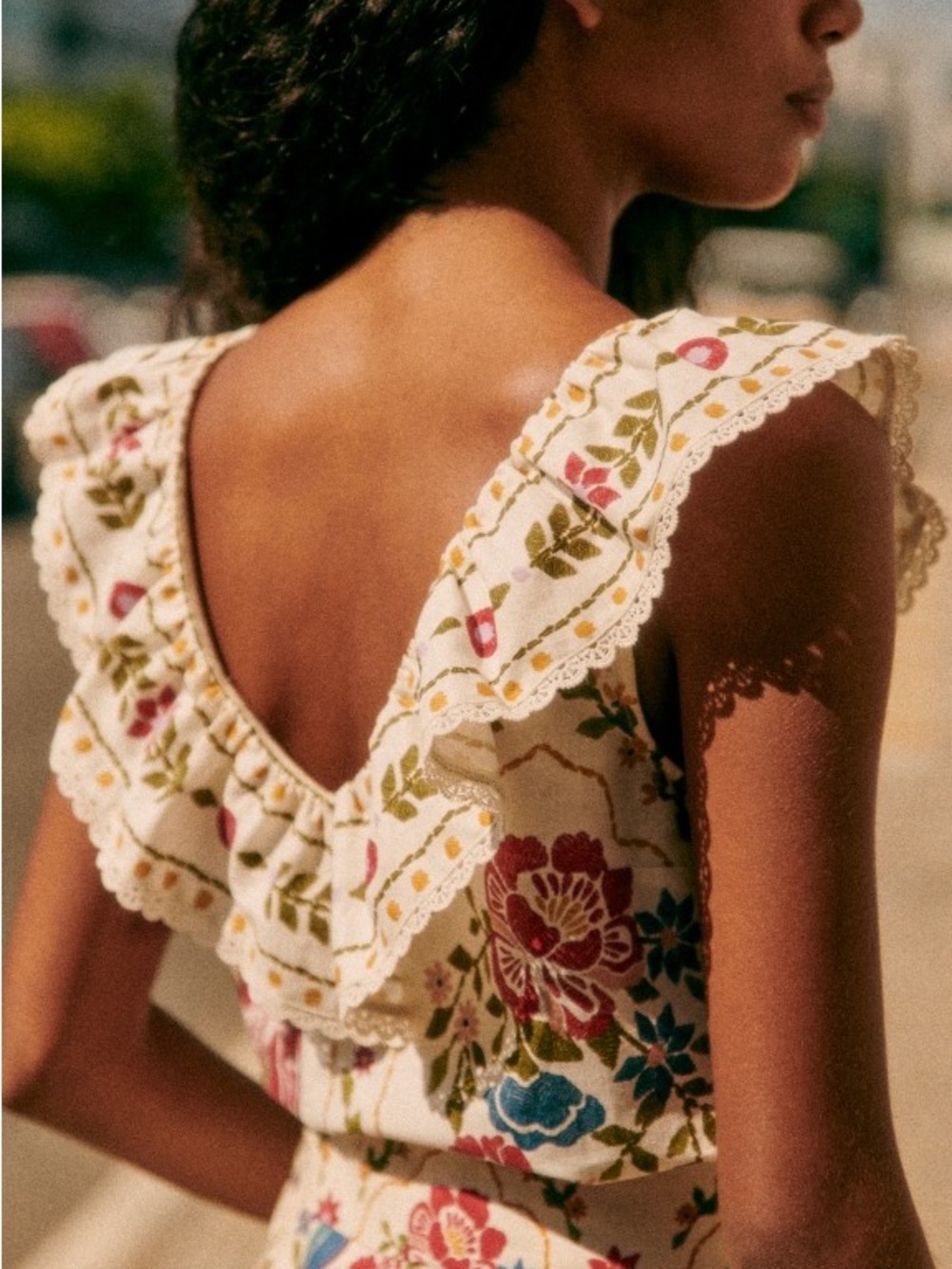 Sézane X FARM RIO Gold Blouse in Jardim Romatico FR 34 / US 2 - Picture 3 of 16